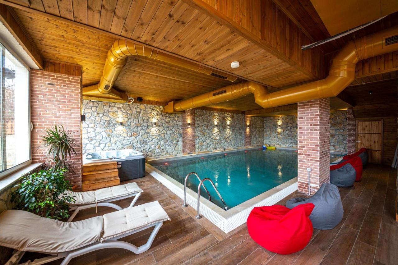 Aerial Hotel & Spa Vlorë Екстериор снимка