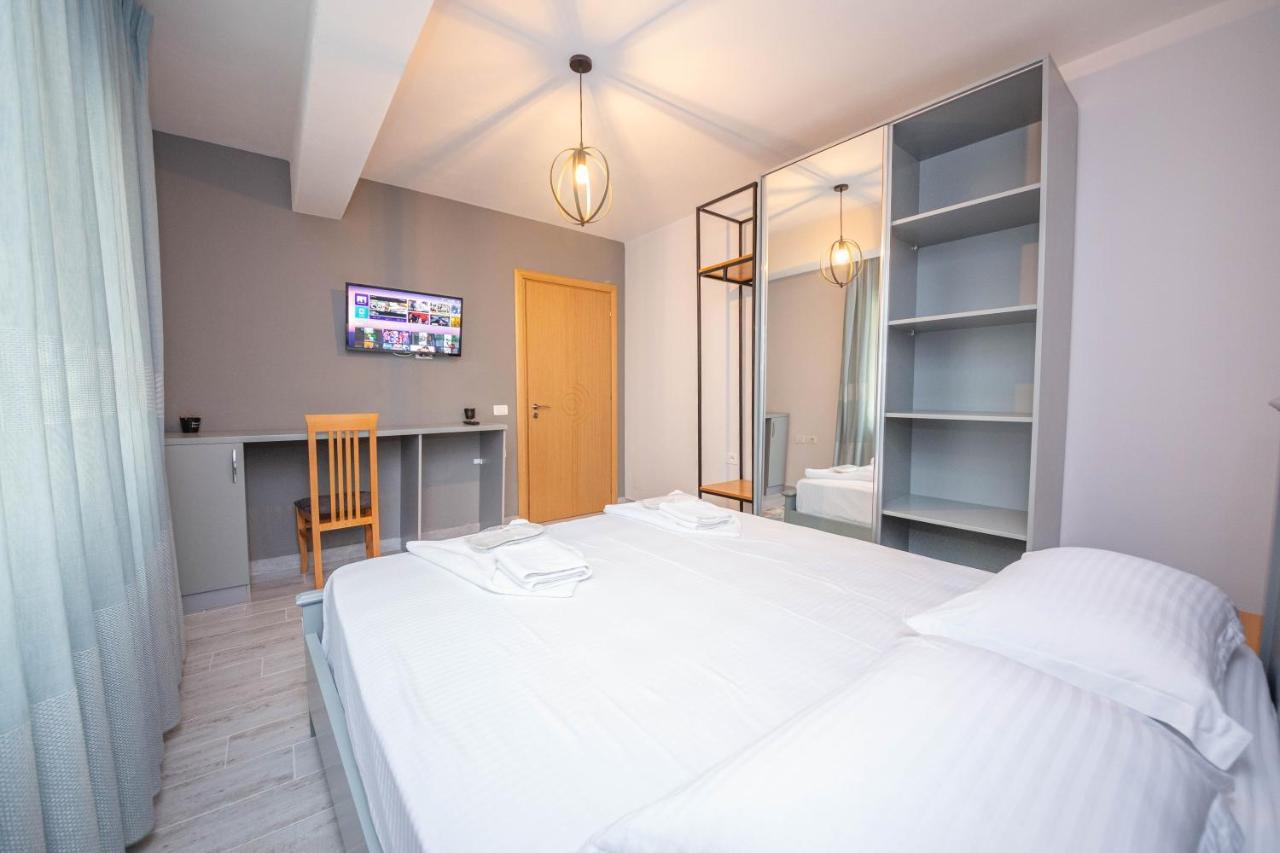 Aerial Hotel & Spa Vlorë Екстериор снимка