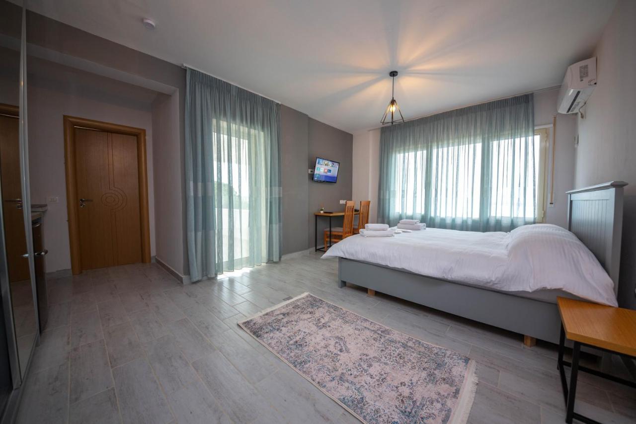 Aerial Hotel & Spa Vlorë Екстериор снимка