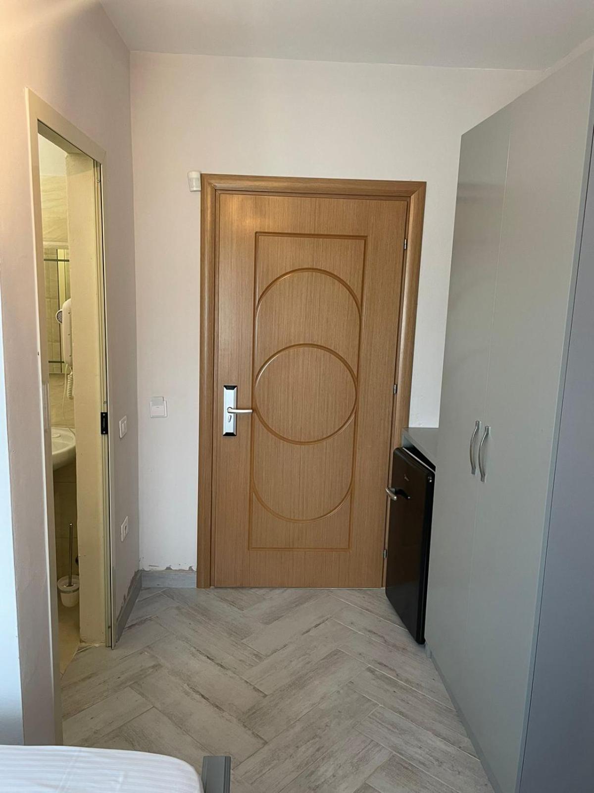 Aerial Hotel & Spa Vlorë Стая снимка