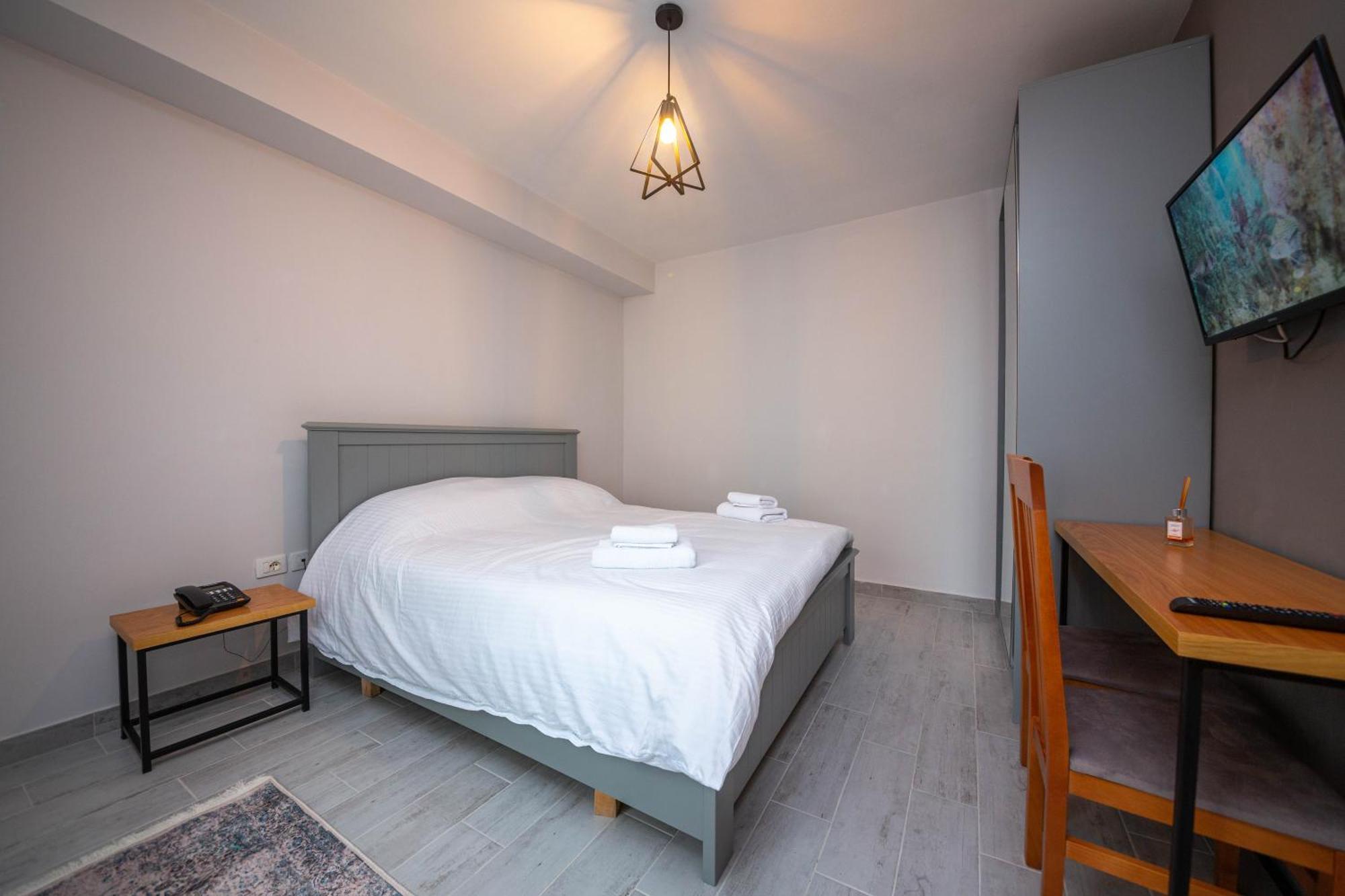 Aerial Hotel & Spa Vlorë Екстериор снимка