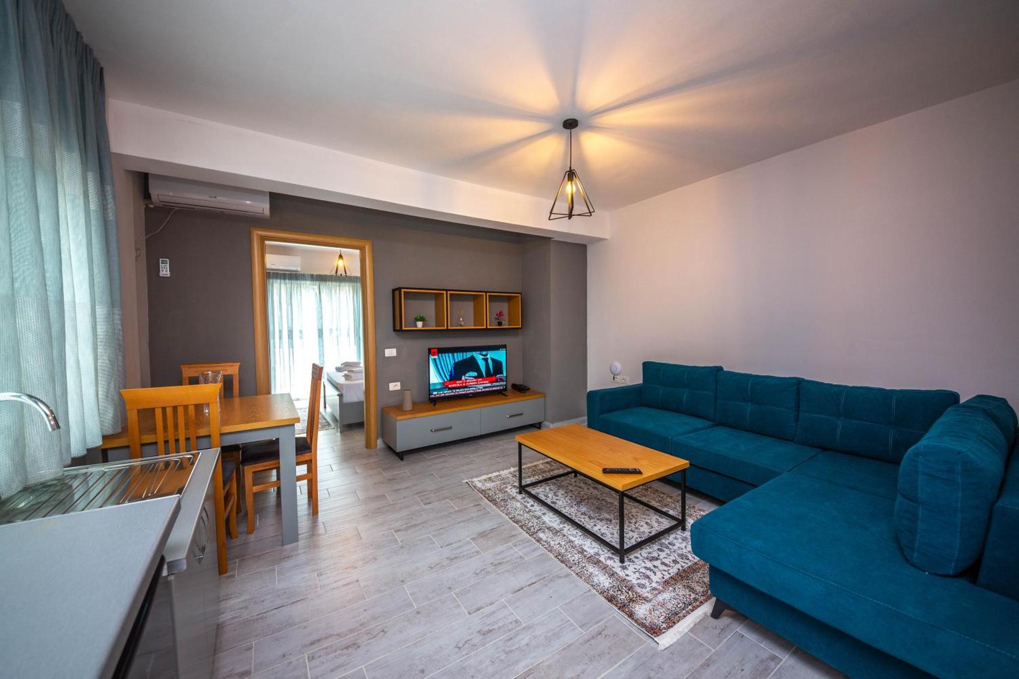 Aerial Hotel & Spa Vlorë Екстериор снимка